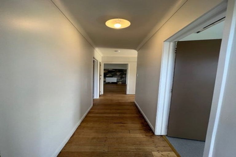 Photo of property in 16 Hall Avenue, Mangere, Auckland, 2022