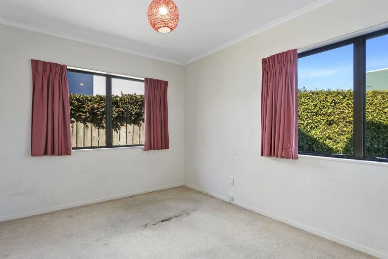 Photo of property in 124 Te Heuheu Street, Taupo, 3330