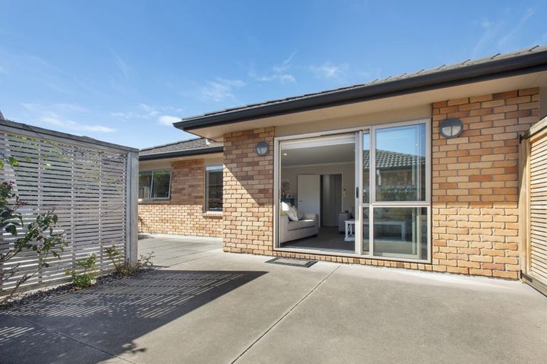 Photo of property in 17 Tatahi Cove, Papamoa Beach, Papamoa, 3118