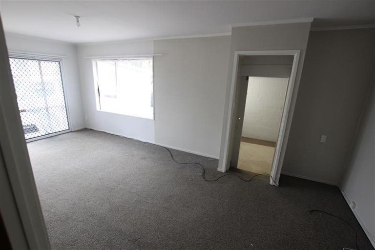 Photo of property in 2/515 Weymouth Road, Weymouth, Auckland, 2103