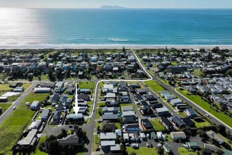 Photo of property in 18 Surfers Avenue, Waihi Beach, 3611