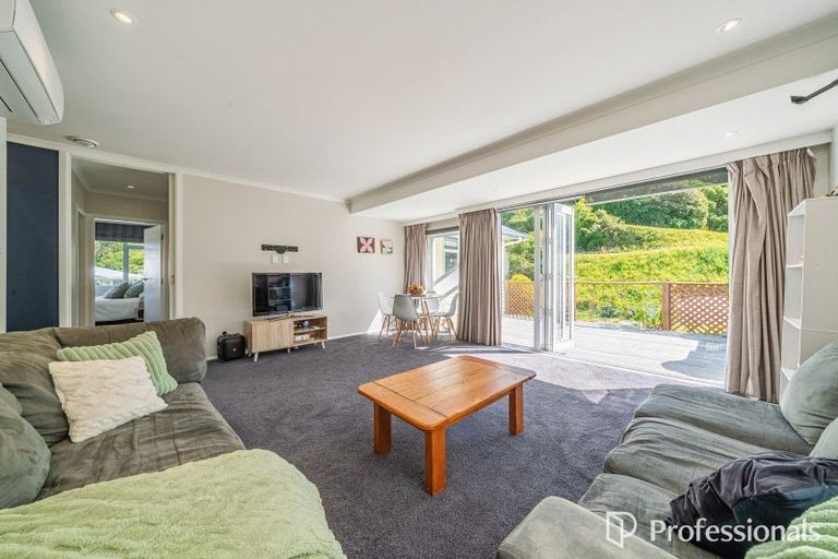 Photo of property in 1 Taku Matenga Grove, Korokoro, Lower Hutt, 5012