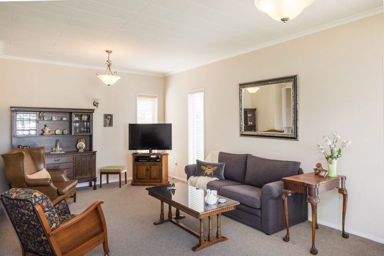 Photo of property in 24 Duke Street, Feilding, 4702