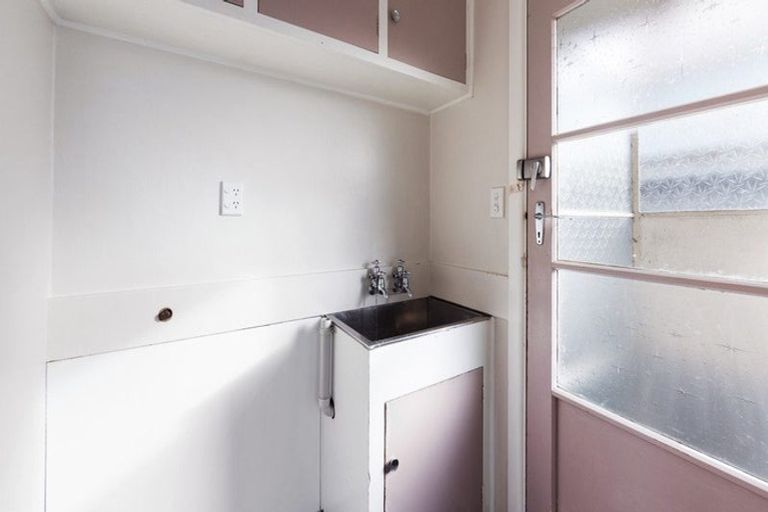 Photo of property in 1/180 Edgeware Road, Edgeware, Christchurch, 8013