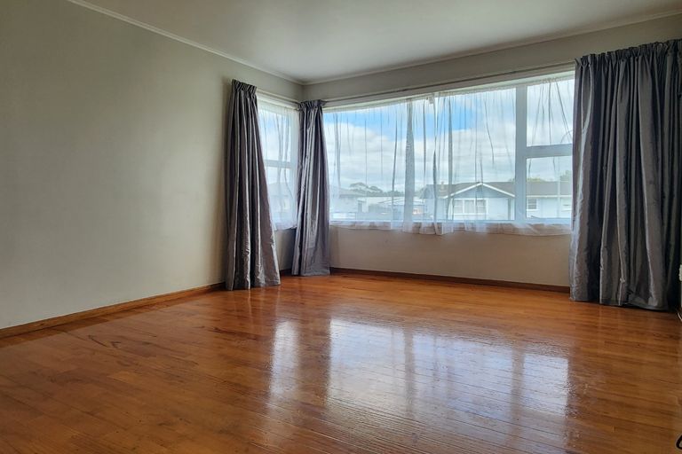 Photo of property in 74 Tatariki Street, Rosehill, Papakura, 2113