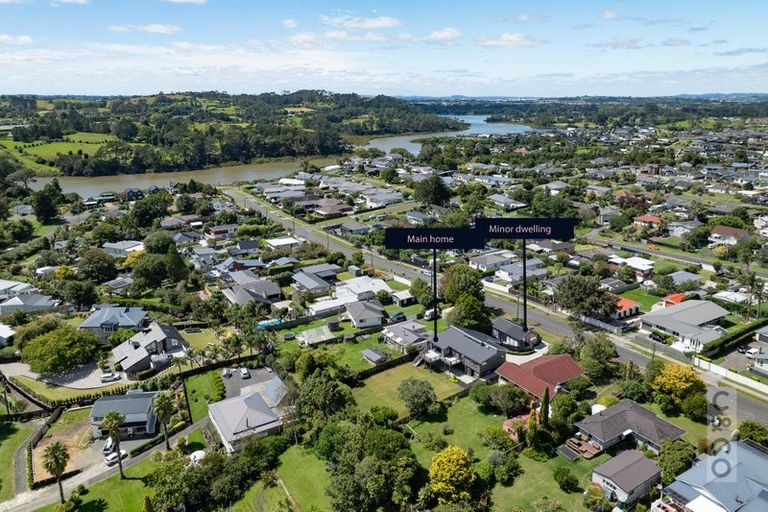 Photo of property in 19 Maude Street, Riverhead, 0820