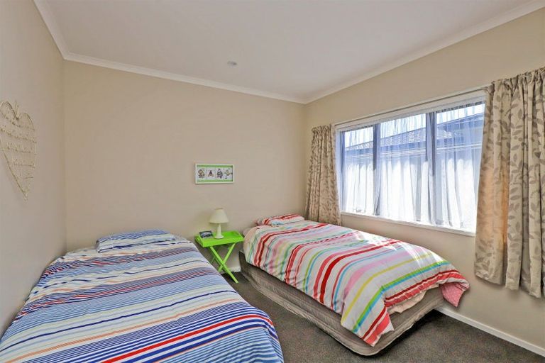 Photo of property in 8 Waitaki Way, Poraiti, Napier, 4112