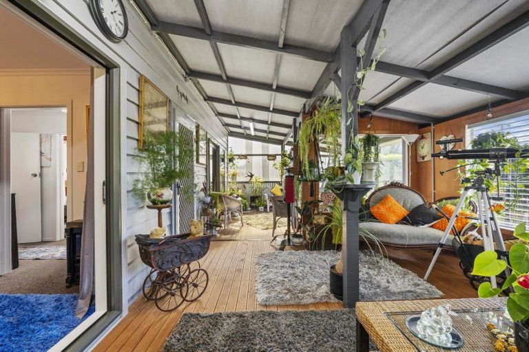 Photo of property in 3 Mabey Street, Eltham, 4322