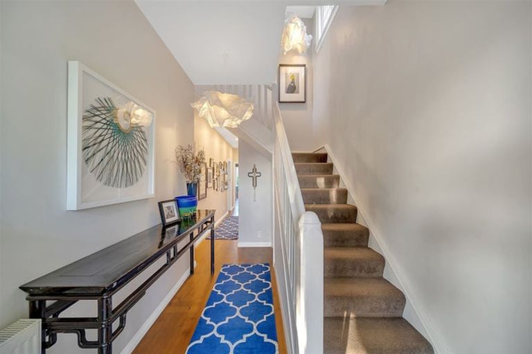 Photo of property in 100 Idris Road, Bryndwr, Christchurch, 8052