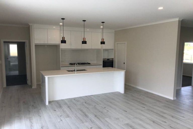 Photo of property in 16 Faber Place, Rototuna North, Hamilton, 3210