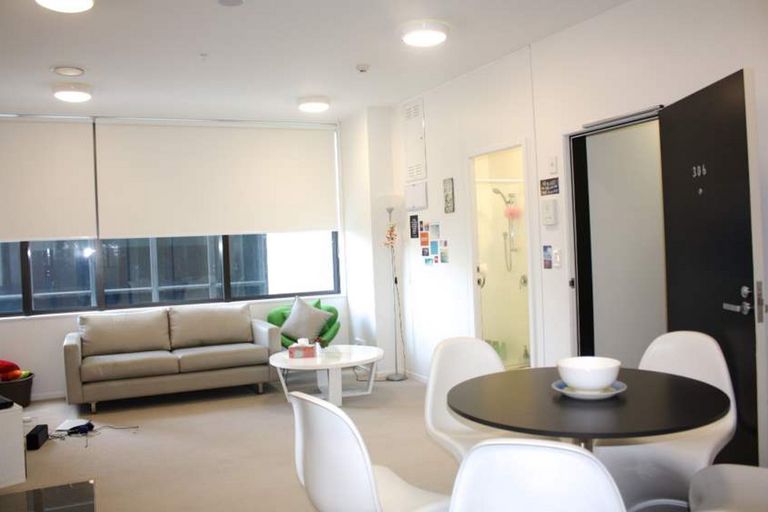 Photo of property in Twin Towers, 306/17 Putney Way, Manukau, Auckland, 2104