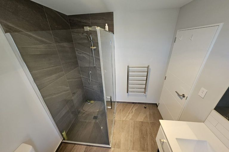 Photo of property in 16 Porokaiwhiri Street, Crofton Downs, Wellington, 6035