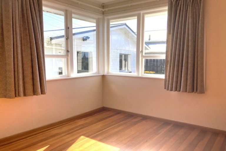 Photo of property in 18 Watene Crescent, Waitara, 4320