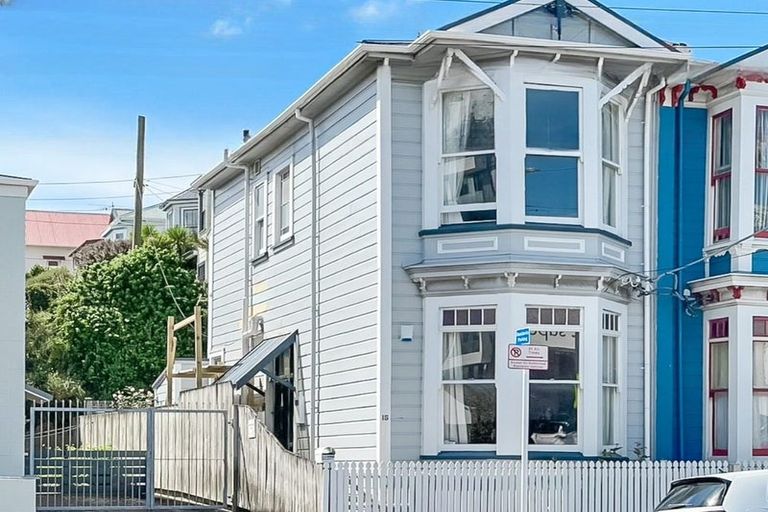 Photo of property in 15 Elizabeth Street, Mount Victoria, Wellington, 6011