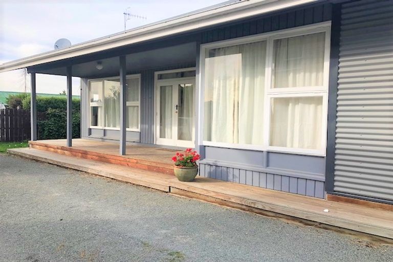 Photo of property in 3 Munro Street, Pleasant Point, 7903