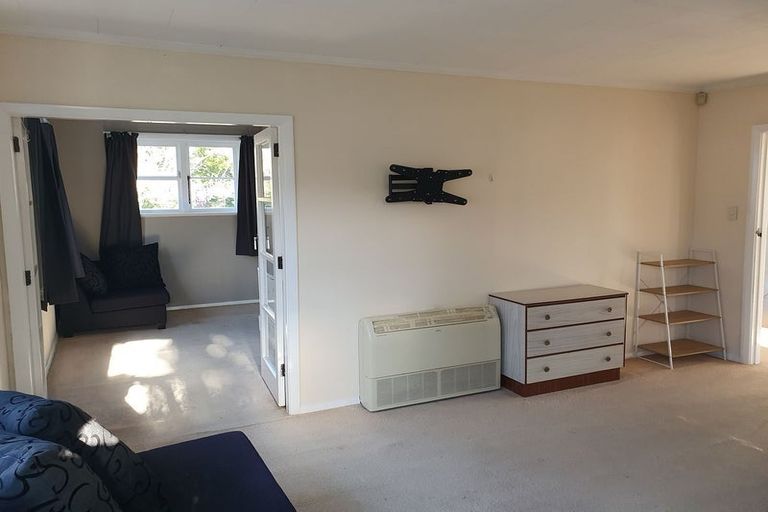 Photo of property in 96 Reynolds Street, Taita, Lower Hutt, 5011