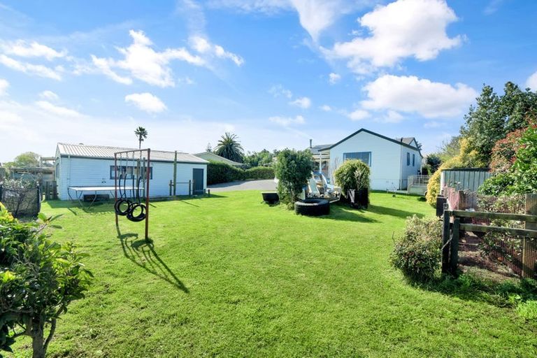 Photo of property in 242 Pukehina Parade, Pukehina, Te Puke, 3189