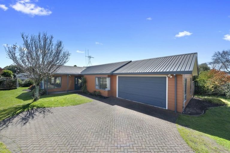 Photo of property in 21 Sarindah Place, Fairview Downs, Hamilton, 3214