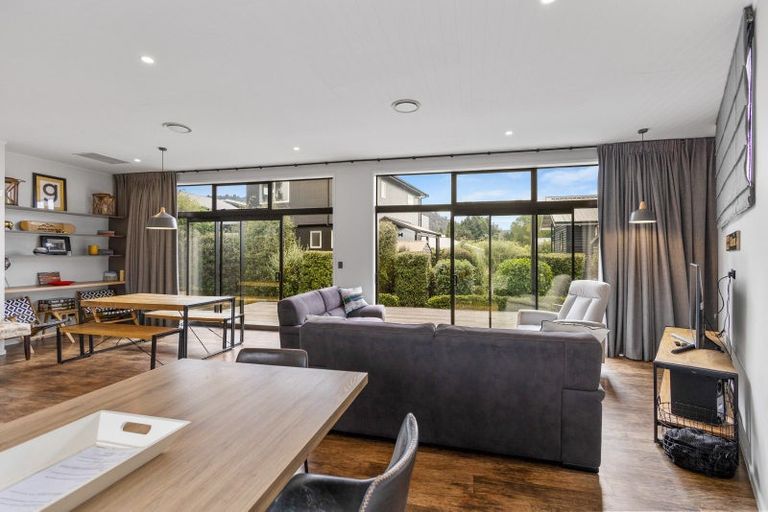 Photo of property in 10 Kowhai Heights, Ohakune, 4625