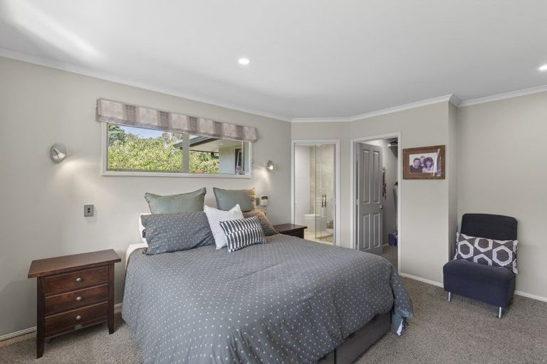 Photo of property in 55 Shelter Grove, Frankleigh Park, New Plymouth, 4310