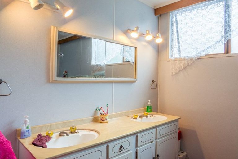 Photo of property in 338 Kawerau Road, Putauaki, Whakatane, 3192