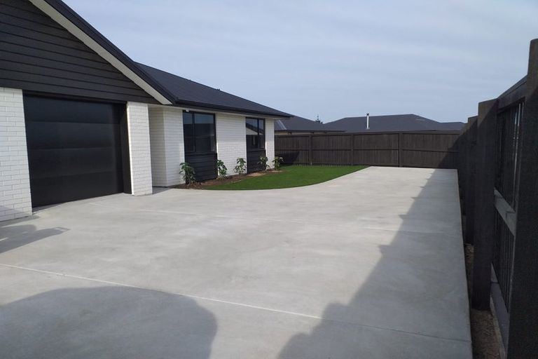 Photo of property in 18 Russell Lilley Drive, Rolleston, 7614