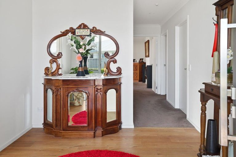 Photo of property in 18 Boysenberry Grove, Richmond, 7020