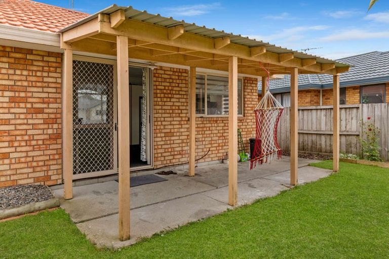 Photo of property in 10 Aldershot Place, Nawton, Hamilton, 3200