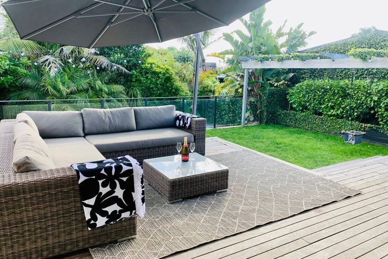 Photo of property in 76 Orkney Road, Mount Maunganui, 3116