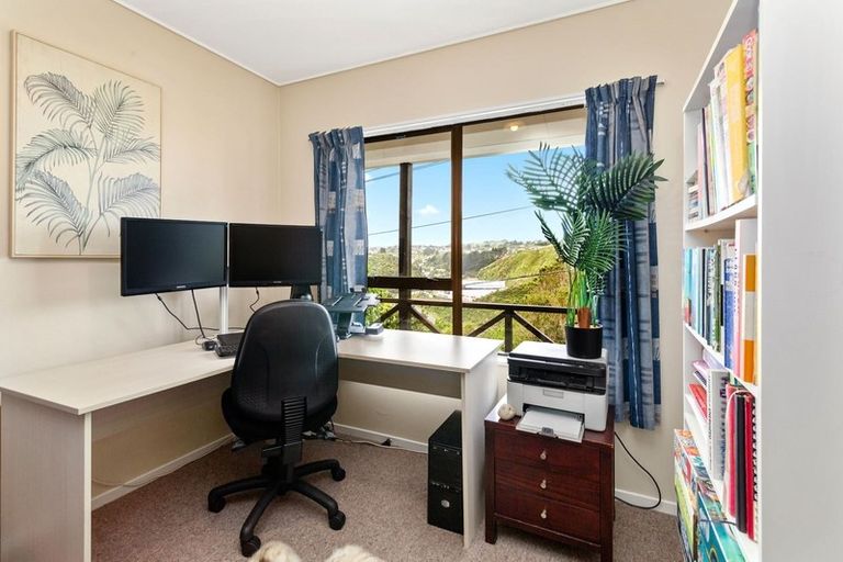 Photo of property in 12a Kitchener Terrace, Johnsonville, Wellington, 6037