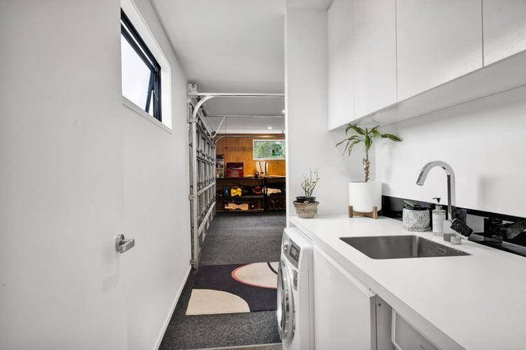 Photo of property in 23 Links Drive, Waiwhakaiho, New Plymouth, 4312