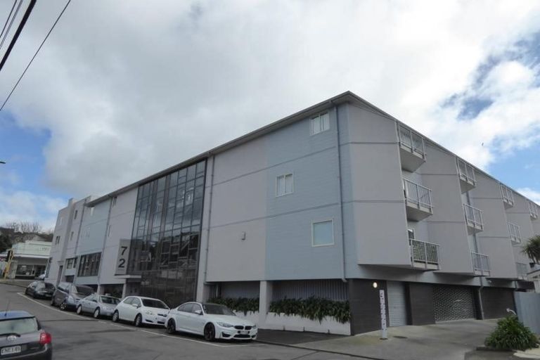 Photo of property in Luxford Villas, 104/72 Herald Street, Berhampore, Wellington, 6023
