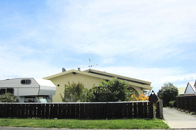 Photo of property in 2/28 Taupata Street, Stoke, Nelson, 7011