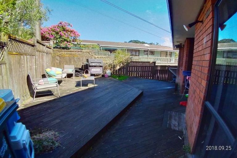 Photo of property in 1/22 Penzance Road, Mairangi Bay, Auckland, 0630