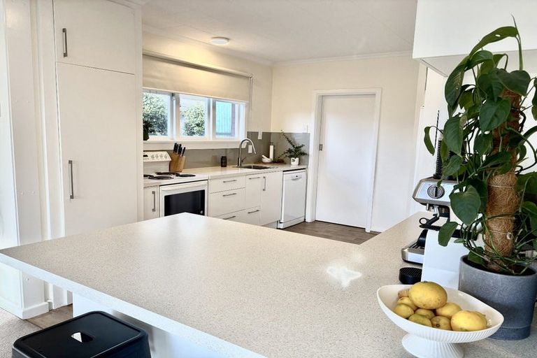 Photo of property in 33 Colman Avenue, Sockburn, Christchurch, 8042