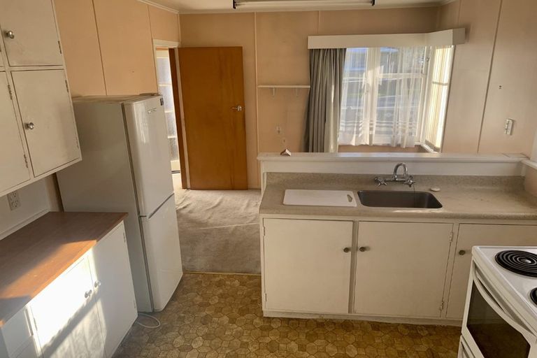 Photo of property in 34 Parkway, Wainuiomata, Lower Hutt, 5014