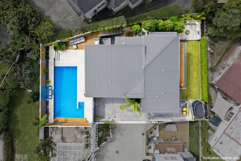 Photo of property in 73 East Coast Road, Castor Bay, Auckland, 0620