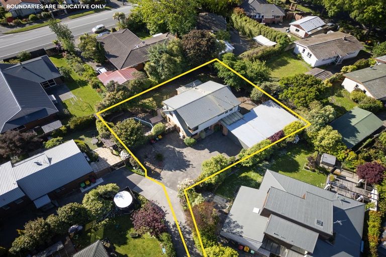 Photo of property in 27 Rubens Place, Burnside, Christchurch, 8053