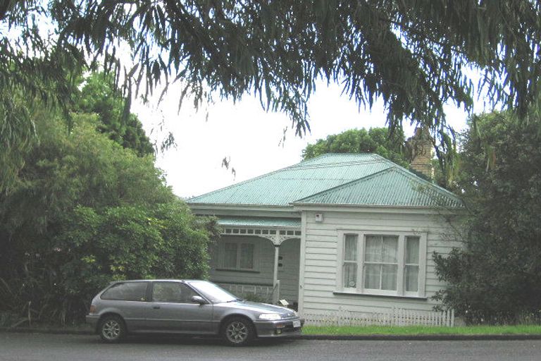 Photo of property in 3a Saltaire Street, Avondale, Auckland, 1026