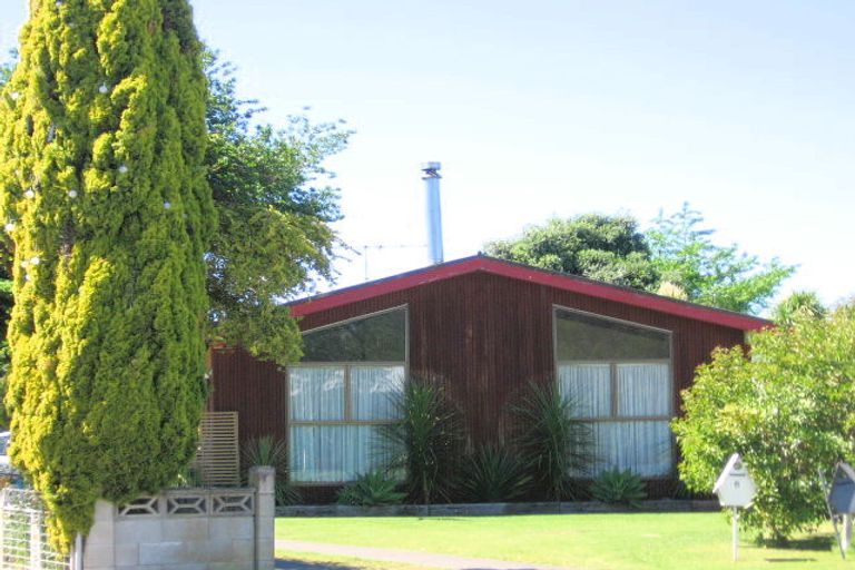 Photo of property in 6 Anita Grove, Riverdale, Gisborne, 4010
