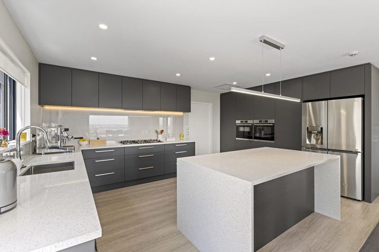 Photo of property in 323 Kennedys Bush Road, Kennedys Bush, Christchurch, 8025