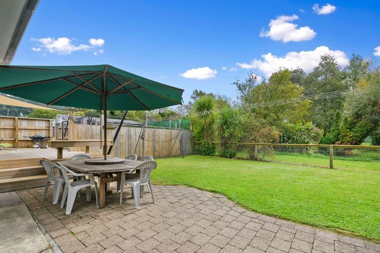 Photo of property in 14 Luke Place, Fairy Springs, Rotorua, 3015