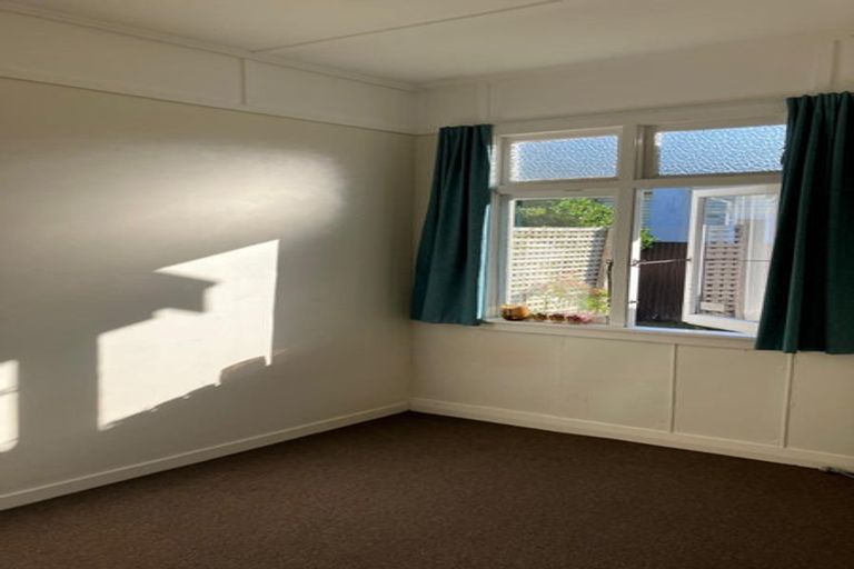 Photo of property in 15 Valentine Street, Alicetown, Lower Hutt, 5010