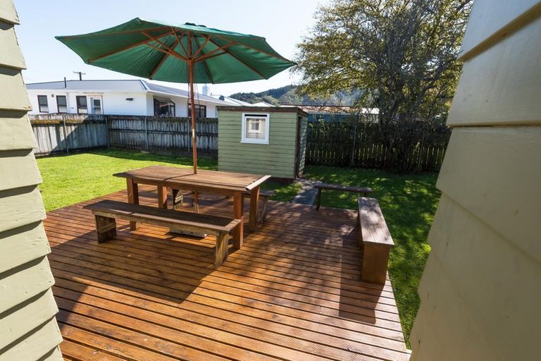Photo of property in 3 Castlerea Street, Wainuiomata, Lower Hutt, 5014