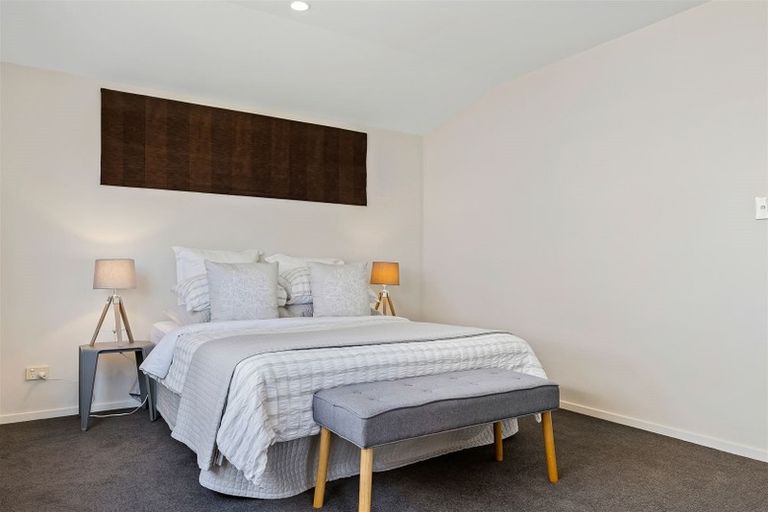 Photo of property in 212a Lincoln Road, Addington, Christchurch, 8024