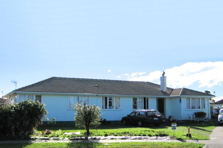 Photo of property in 15 Cornford Place, Onekawa, Napier, 4110