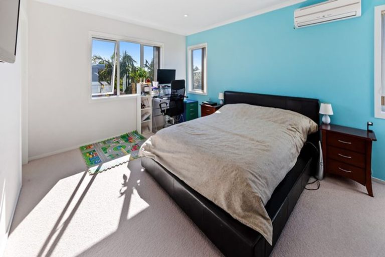 Photo of property in 17a Waller Avenue, Bucklands Beach, Auckland, 2012