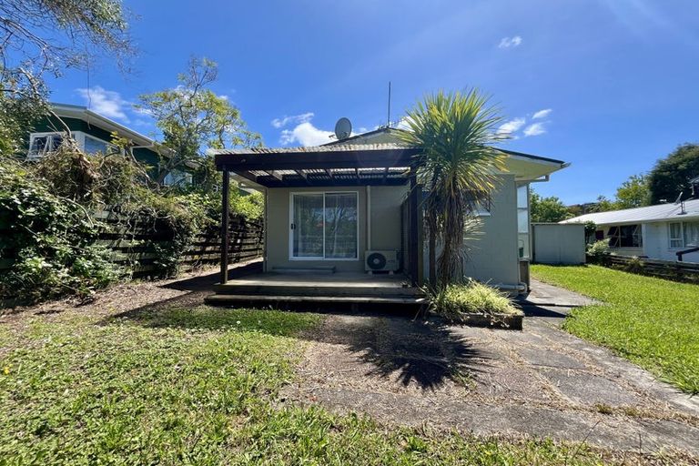 Photo of property in 2/56 Lynden Avenue, Hillcrest, Auckland, 0627