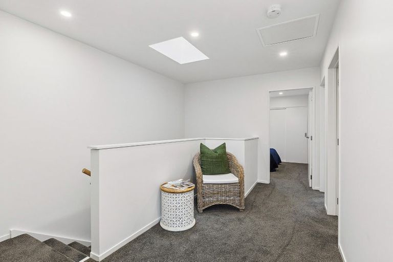 Photo of property in 28 Holystone Road, Whitby, Porirua, 5024