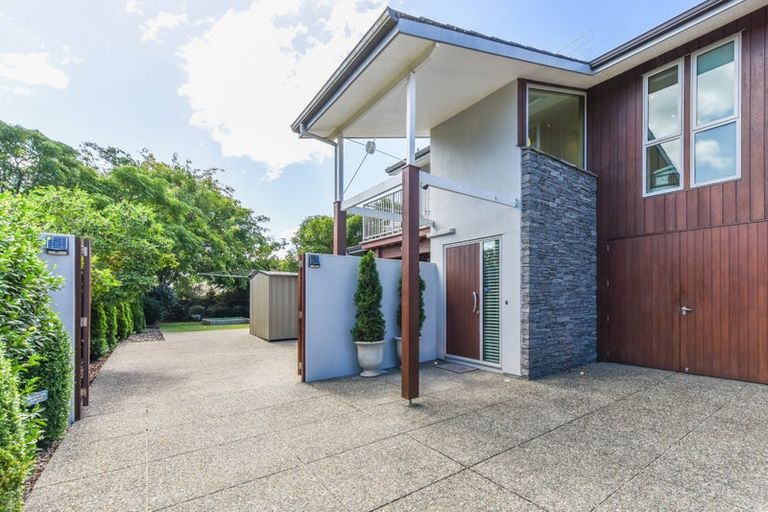 Photo of property in 16 Aratia Way, Richmond, 7020